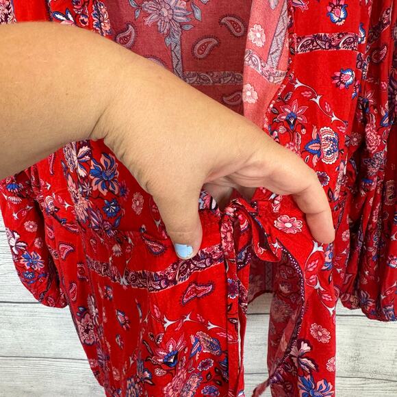 Cato Plus Size Red Floral Tie Front Long Sleeve Blouse Size 26/28W - Picture 3 of 6